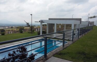 Se Vende Terreno dentro de Casa Club en Xochitepec