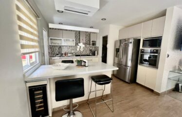 SE VENDE preciosa CASA en Fraccionamiento Real Carrara, Hacienda Ojo de Agua