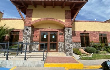 SE VENDE preciosa CASA en Fraccionamiento Real Carrara, Hacienda Ojo de Agua