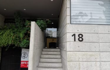 Se Renta Precioso Departamento Equipado en Rcda. Lago Superior