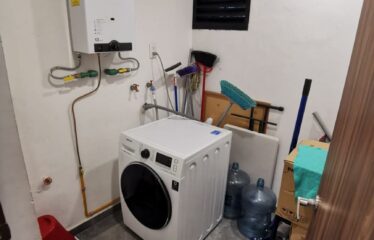 Se Renta Precioso Departamento Equipado en Rcda. Lago Superior