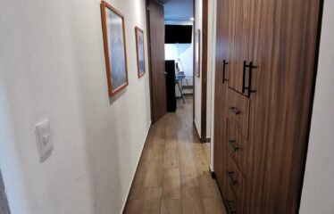 Se Renta Precioso Departamento Equipado en Rcda. Lago Superior