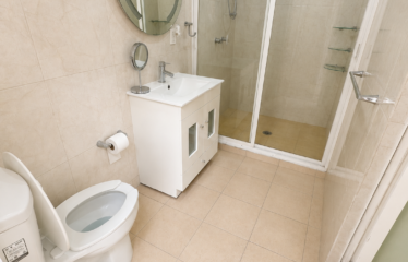 Se VENDE Bonita Casa con 2 DEPTOS., en Iztacalco, CDMX