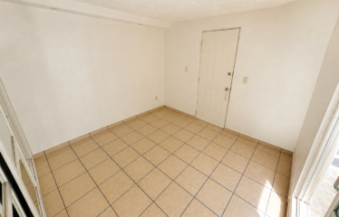 Se VENDE Bonita Casa con 2 DEPTOS., en Iztacalco, CDMX