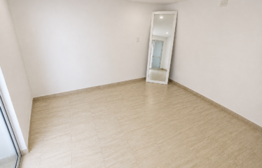 Se VENDE Bonita Casa con 2 DEPTOS., en Iztacalco, CDMX