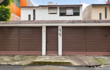 SE VENDE hermosa CASA EN TLALPAN, CDMX.